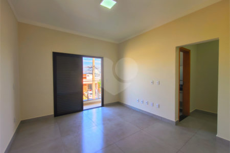 Casa à venda com 3 quartos, sendo 1 suíte, no condomínio Terras de São Francisco, Sorocaba - SP
