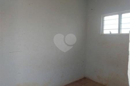 Casa à venda com 3 quartos em Vila Apolo, Itapetininga, SP