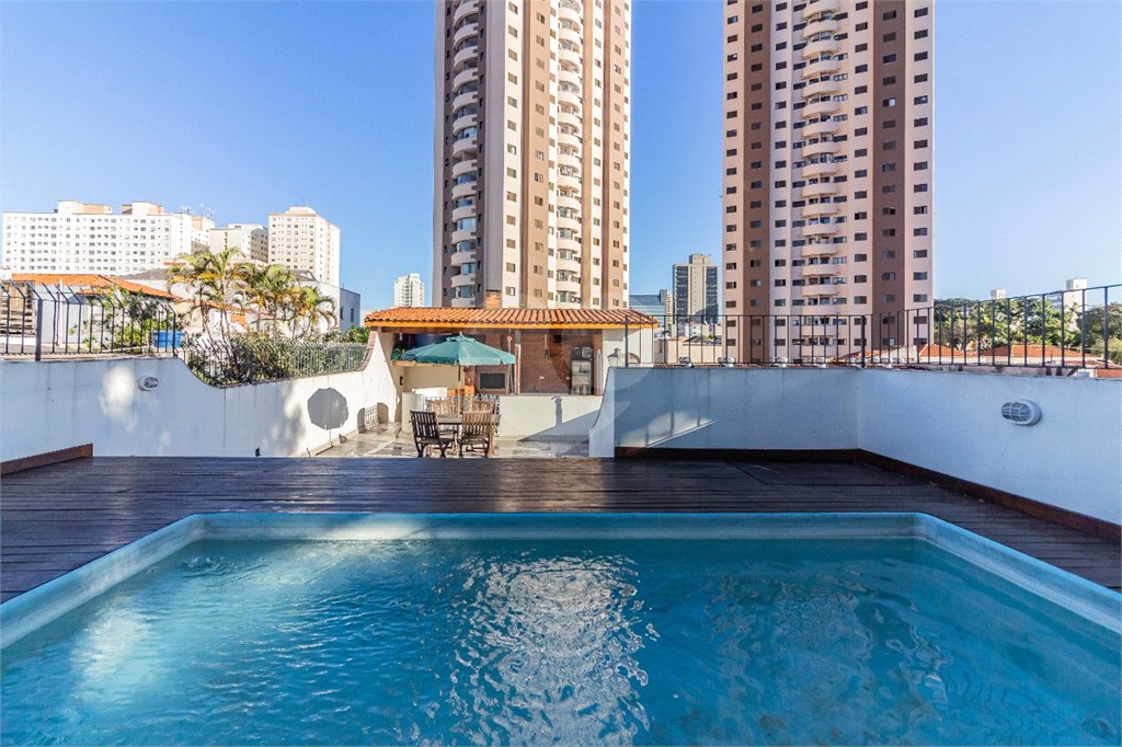 Sobrado à venda com 3 quartos, sendo 1 suíte, em Cambuci, São Paulo, SP
