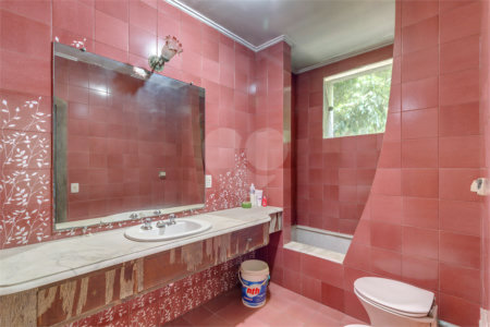 Casa à venda com 4 suítes no condomínio Chácara Flora, São Paulo - SP