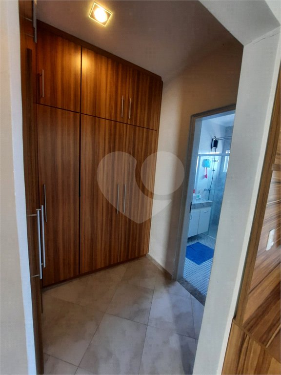 Casa à venda com 3 suítes no condomínio Parque Arco Iris, Atibaia - SP