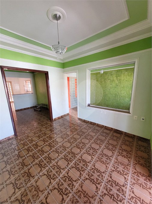 Sobrado à venda com 3 quartos, sendo 1 suíte, em Jardim Morada do Sol, Indaiatuba, SP