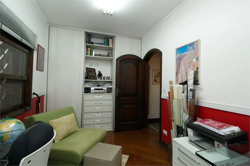 Casa Térrea à venda com 3 quartos, sendo 2 suítes,  em Brooklin Paulista, São Paulo, SP
