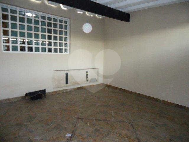 Sobrado à venda com 3 quartos, sendo 1 suíte, em Jardim Aeroporto, São Paulo, SP