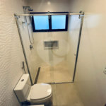 Casa à venda com 4 quartos, sendo 3 suítes, no condomínio Real Park Arujá, Arujá - SP