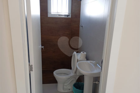 Apartamento à venda com 2 quartos em Lopes de Oliveira, Sorocaba, SP