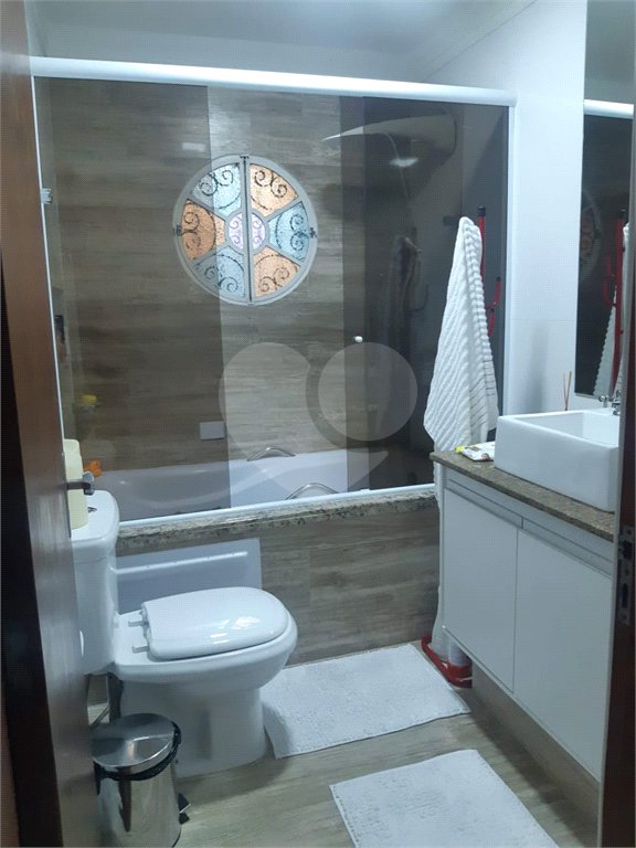 Sobrado à venda com 3 quartos, sendo 1 suíte, em Vila Mazzei, São Paulo, SP