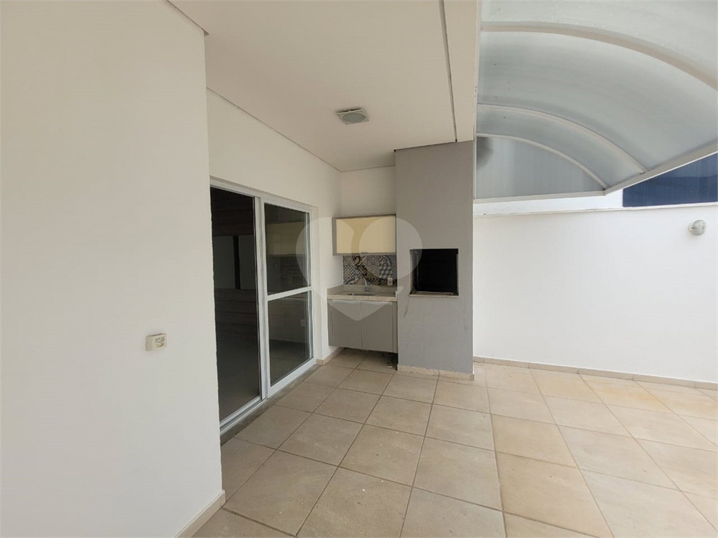 Casa à venda com 3 suítes no condomínio Horto Florestal II, Sorocaba - SP