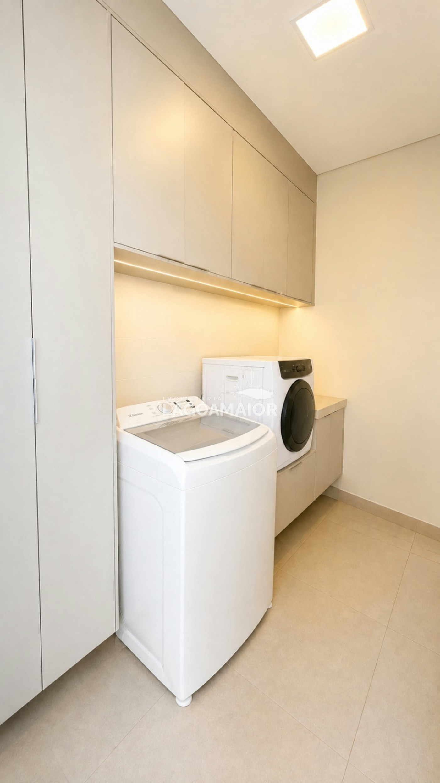 Casa à venda com 3 quartos, sendo 3 suítes, em Santos Dumont, Três Lagoas - MS