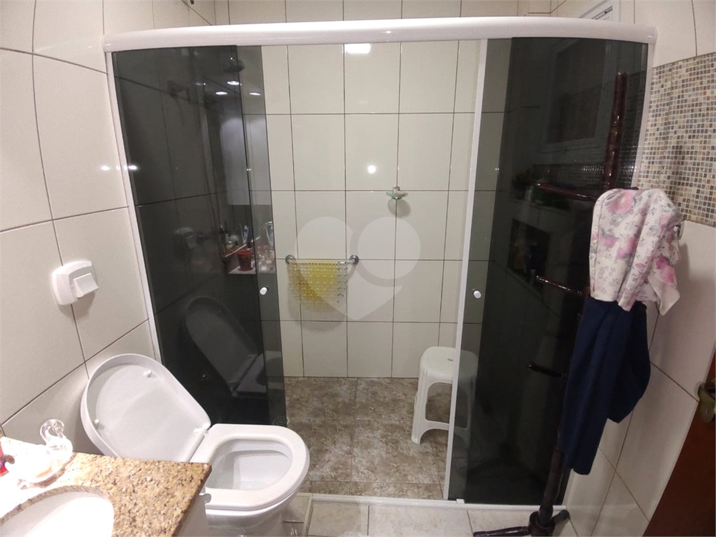 Casa à venda com 3 suítes no condomínio Morada das Hortênsias, São Paulo - SP