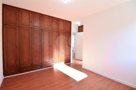 Apartamento à venda com 4 quartos, sendo 2 suítes,  em Brooklin Paulista, São Paulo, SP