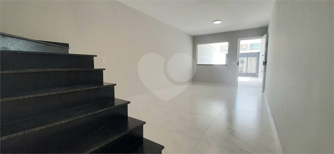 Sobrado à venda com 3 quartos, sendo 1 suíte, em Vila Medeiros, São Paulo, SP