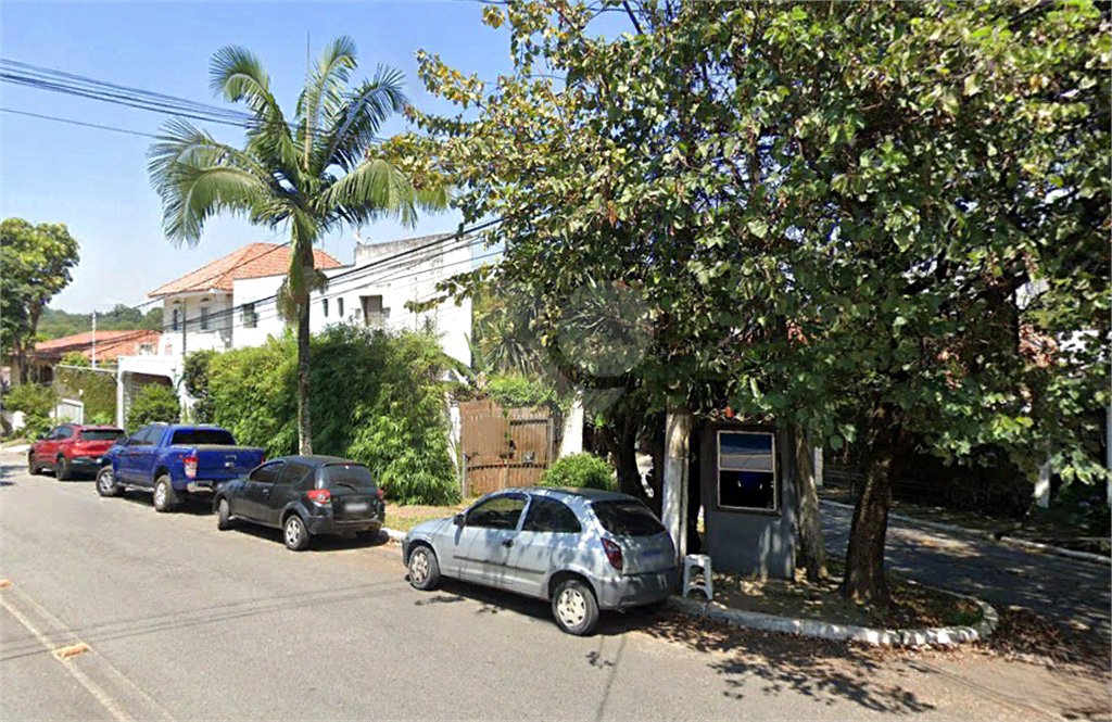 Sobrado à venda com 4 quartos, sendo 2 suítes, em Brooklin, São Paulo, SP