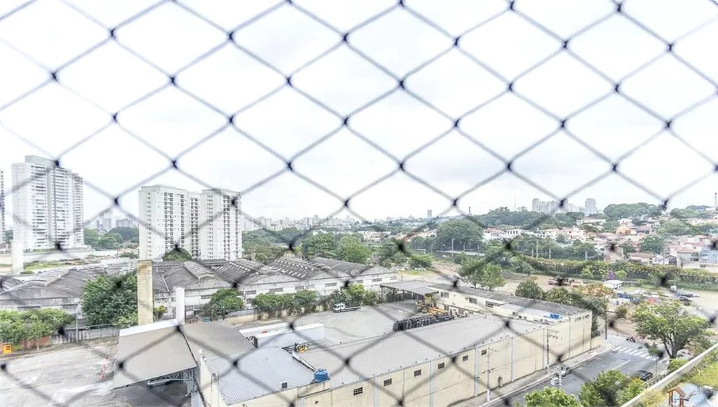 Apartamento à venda com 3 quartos, sendo 1 suíte, em Vila Anastácio, São Paulo, SP