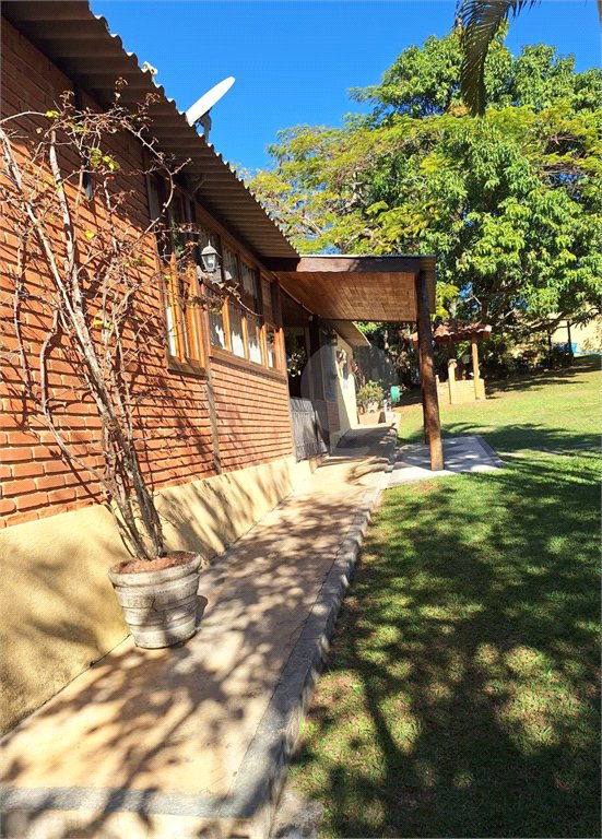 Casa em condomínio à venda com 4 quartos, sendo 2 suítes, no Centro, Bom Jesus dos Perdões, SP