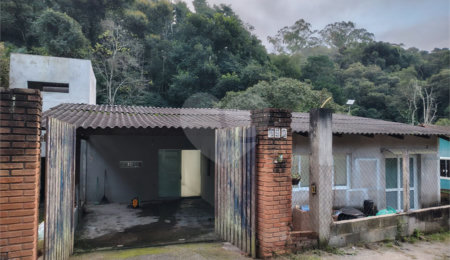 Casa à venda com 3 quartos, sendo 1 suíte, em Roseira, Mairiporã, SP