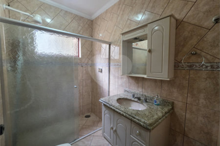 Casa à venda com 4 quartos, sendo 2 suítes,  em Vila Espírito Santo, Sorocaba, SP