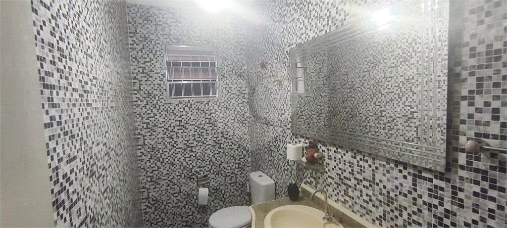 Casa à venda com 3 quartos, sendo 1 suíte,  em Jardim Vila Galvão, Guarulhos, SP