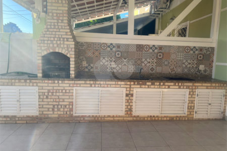 Casa à venda com 2 quartos em Parque Jóquei Club, Campos dos Goytacazes, RJ