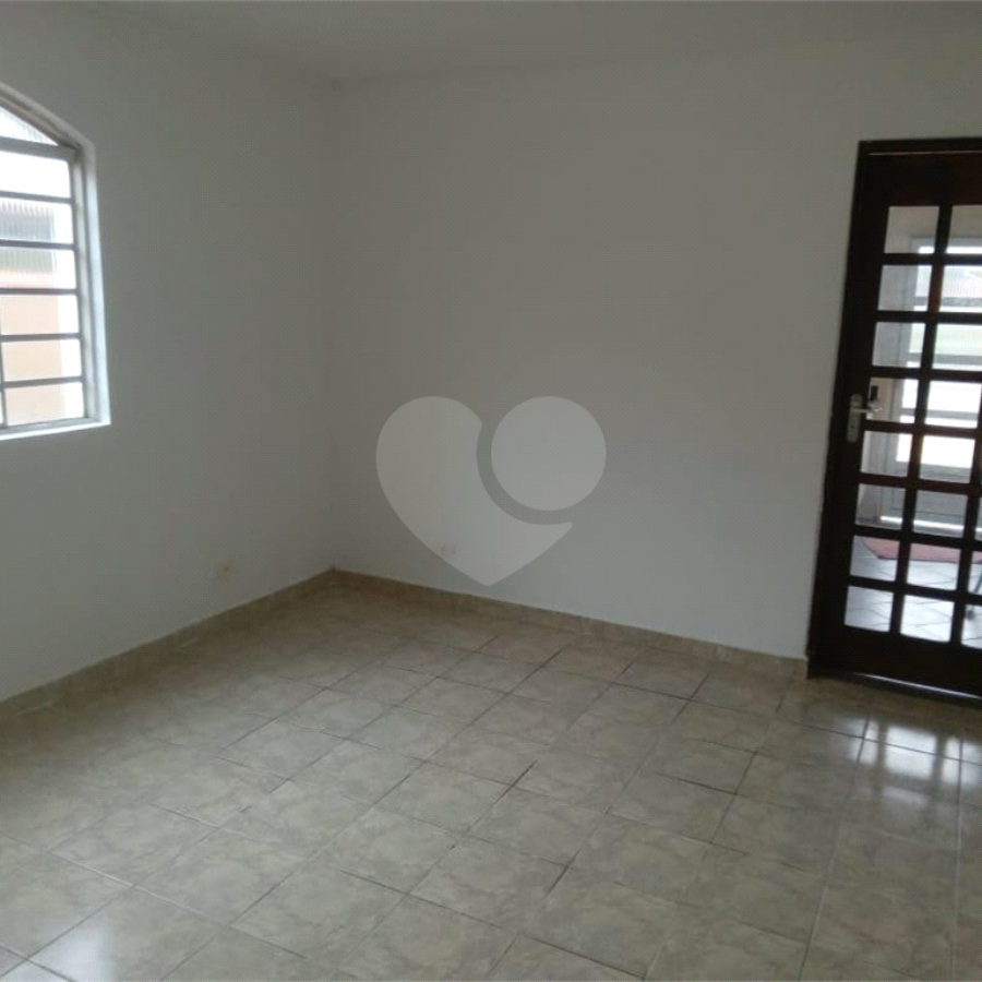 Sobrado à venda com 3 quartos, sendo 1 suíte, em Vila Aurora (zona Norte), São Paulo, SP