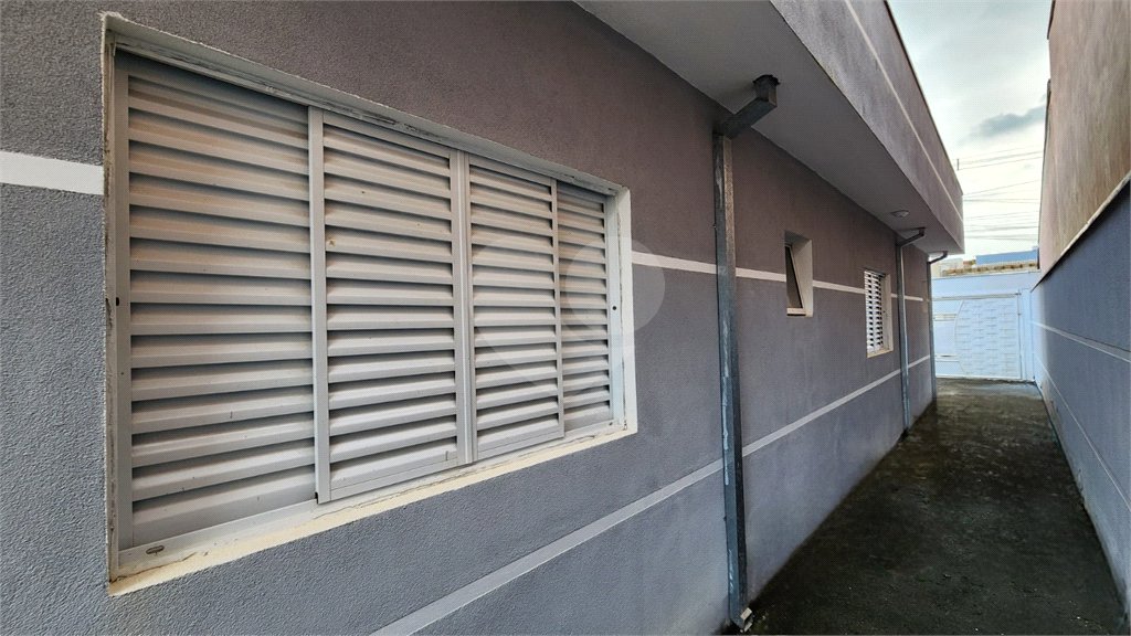 Casa à venda com 2 quartos, sendo 1 suíte, em Residencial Vila Martins, Salto, SP