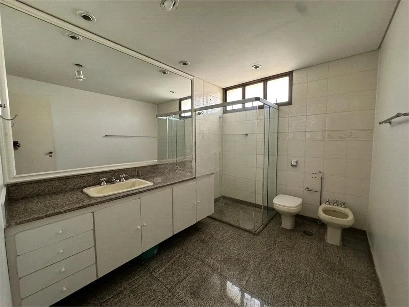 Apartamento à venda com 4 quartos, sendo 2 suítes, em Vila Suzana, São Paulo, SP