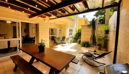Casa à venda com 4 suítes no condomínio Vila das Acacias, São Paulo - SP