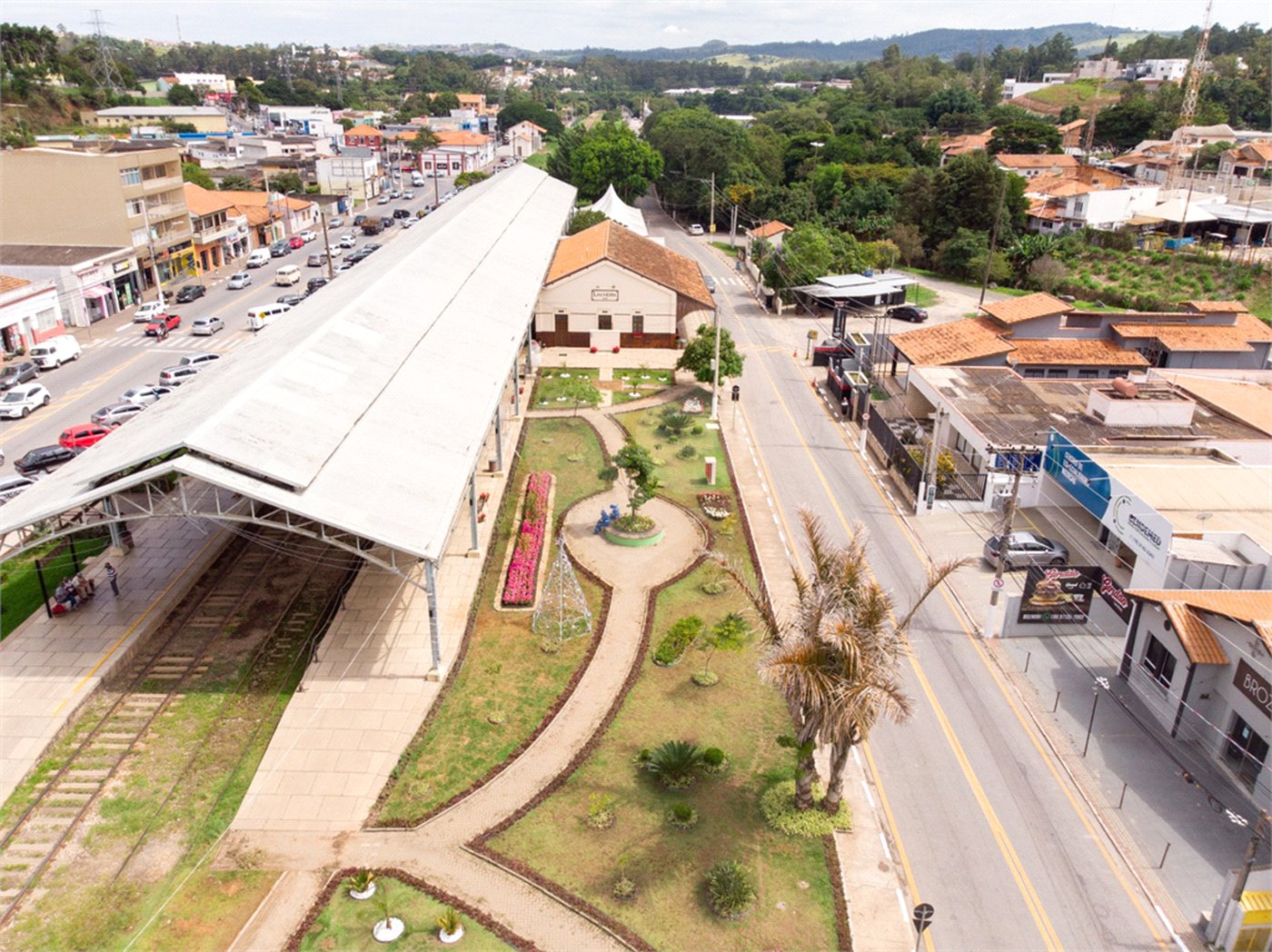 Terreno à venda com 1 suíte no condomínio Picollo Villaggio, Louveira - SP