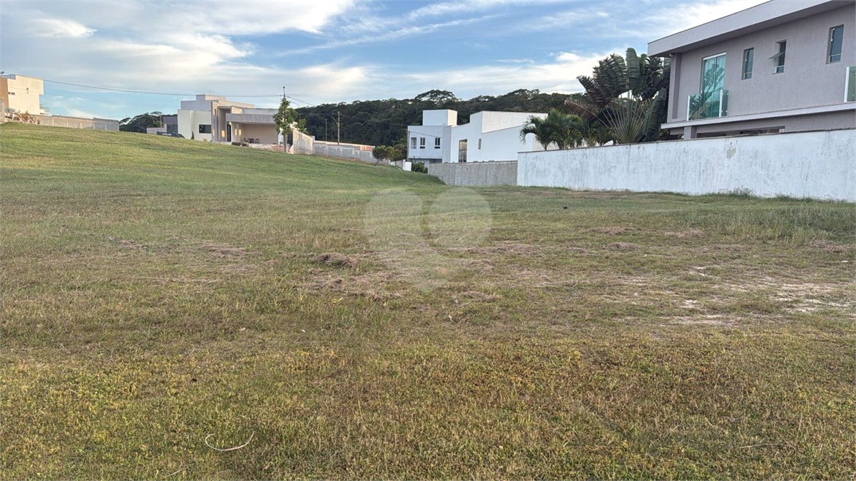 Terreno à venda em Operário, Rio das Ostras, RJ