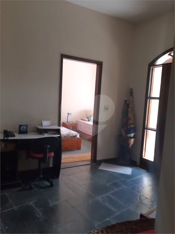 Sobrado à venda com 3 quartos, sendo 1 suíte, em Roseira, Mairiporã, SP