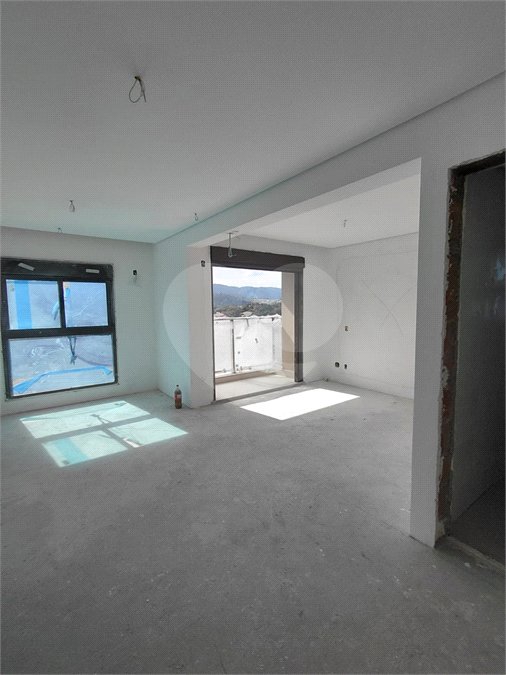 Apartamento à venda com 3 suítes em Jardim Leonor Mendes de Barros, São Paulo, SP