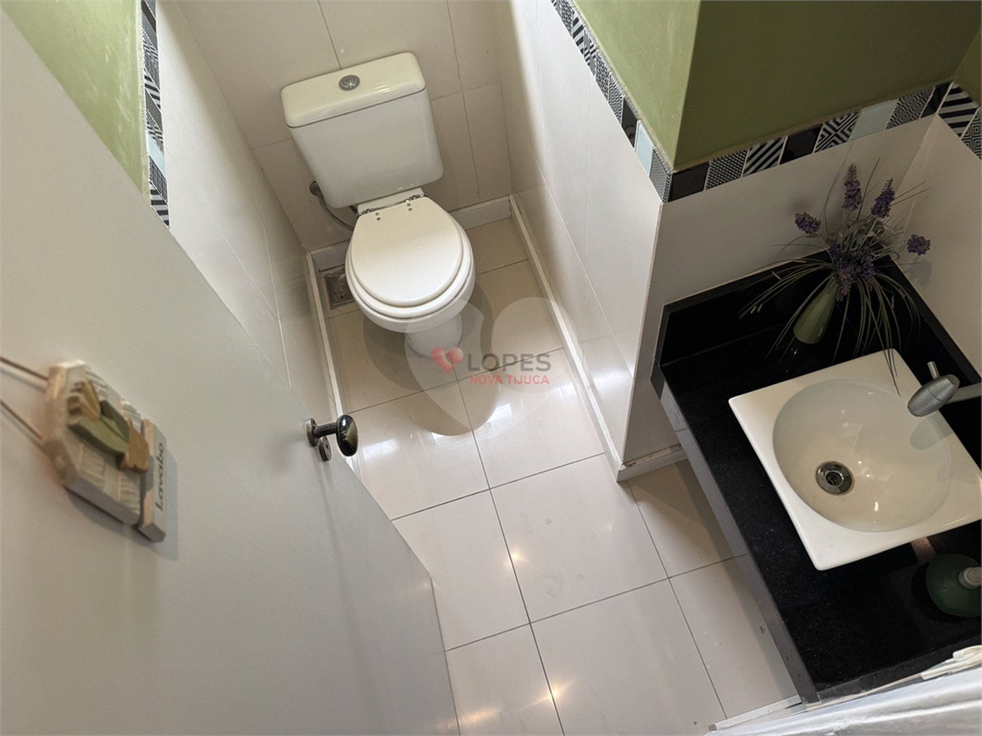 Cobertura à venda ou para alugar com 4 quartos, sendo 2 suítes, em Andaraí, Rio de Janeiro, RJ