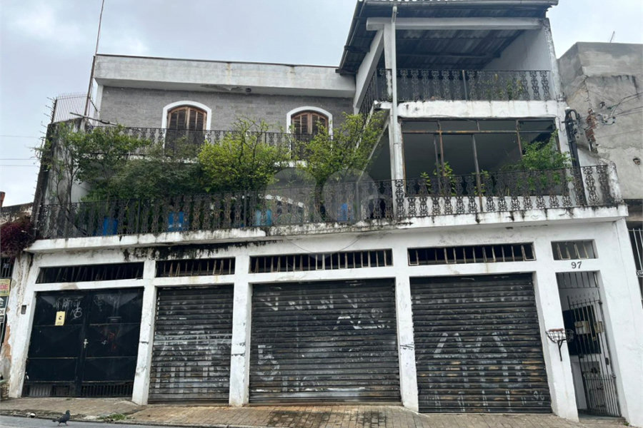 Sobrado à venda com 3 quartos, sendo 1 suíte, em Tremembé, São Paulo, SP