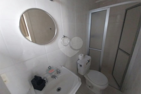 Casa Térrea Disponível para Locação e Venda no Condomínio Vilaggio Capriccio