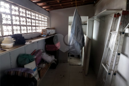 Vende Sobrado com 180m² - Vila Santa Catarina