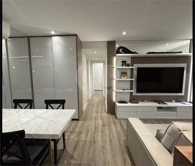 Apartamento para alugar com 2 quartos, sendo 1 suíte,  em Indianópolis, São Paulo, SP