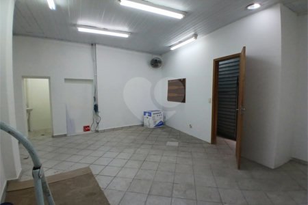 Salão à venda ou para alugar em Santa Efigênia, São Paulo, SP