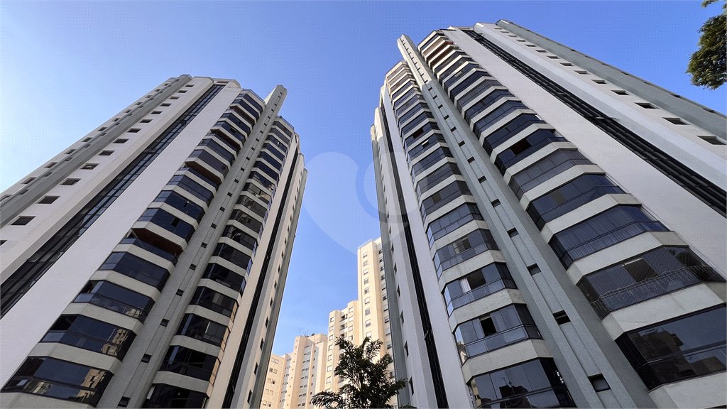 Apartamento à venda com 4 quartos, sendo 1 suíte, em Vila Mariana, São Paulo, SP