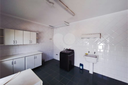 Casa à venda com 3 suítes no condomínio Vinhas da Vista Alegre Sede, Vinhedo - SP