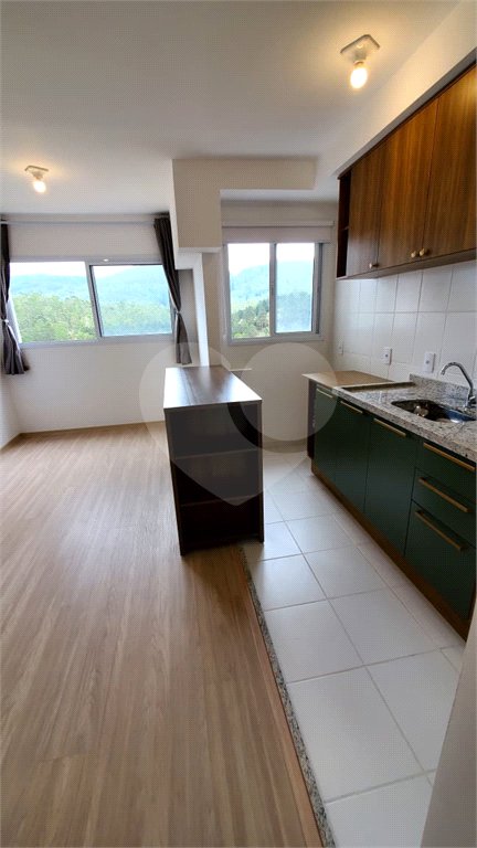 Apartamento à venda com 3 quartos, sendo 1 suíte, em Parque Santana, Mogi das Cruzes, SP