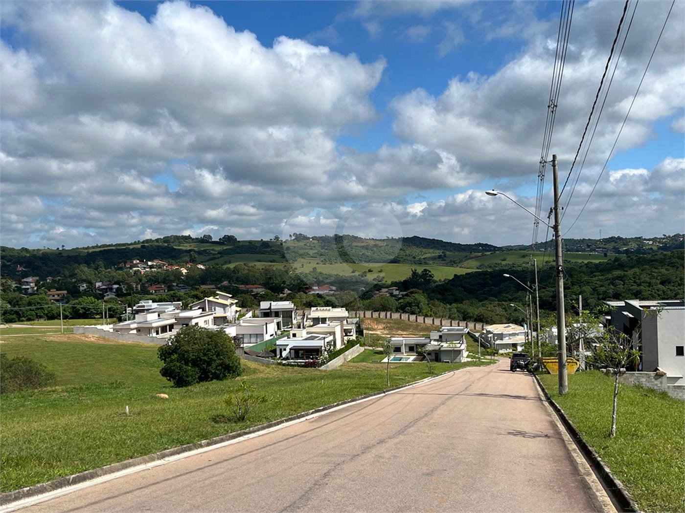 Terreno à venda no condomínio Parque dos Resedás, Itupeva - SP