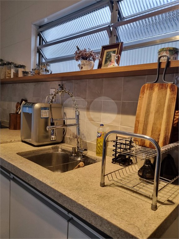 Apartamento à venda com 2 quartos em Moema, São Paulo, SP