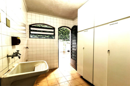 Casa à venda com 4 quartos, sendo 1 suíte, em Jardim das Bandeiras, São Paulo, SP