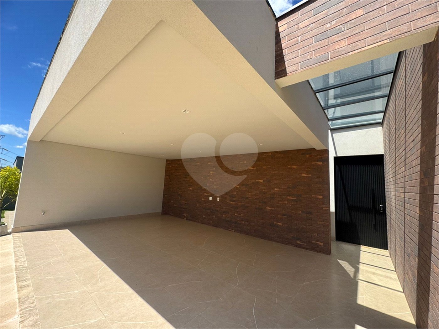 Casa à venda com 4 suítes no condomínio Villas do Golf, Itu - SP