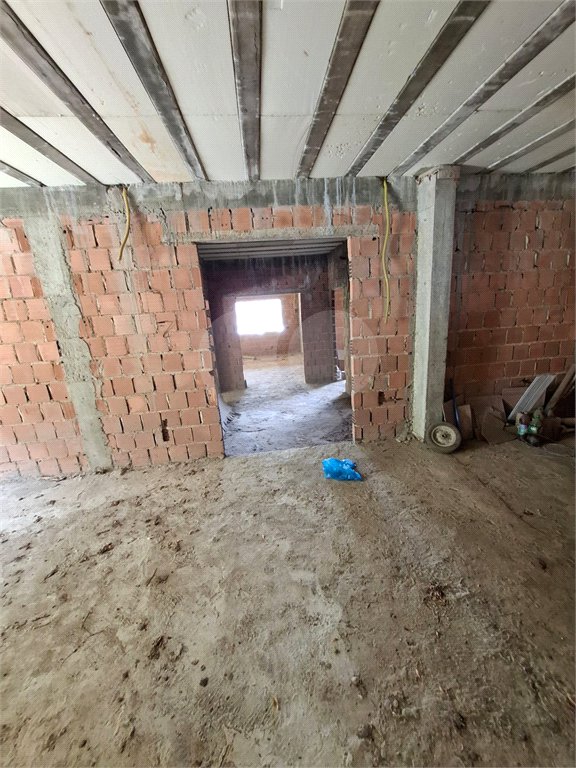 Casa à venda com 5 quartos em Santíssimo, Rio de Janeiro, RJ
