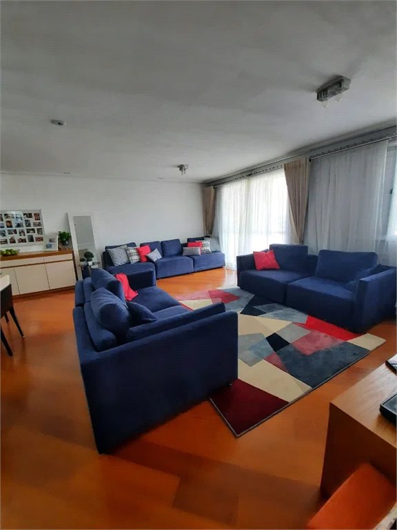 Apartamento à venda com 3 suítes em Cidade São Francisco, São Paulo, SP