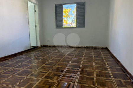 Casa Térrea à venda ou para alugar com 2 suítes em Alvinópolis, Atibaia, SP