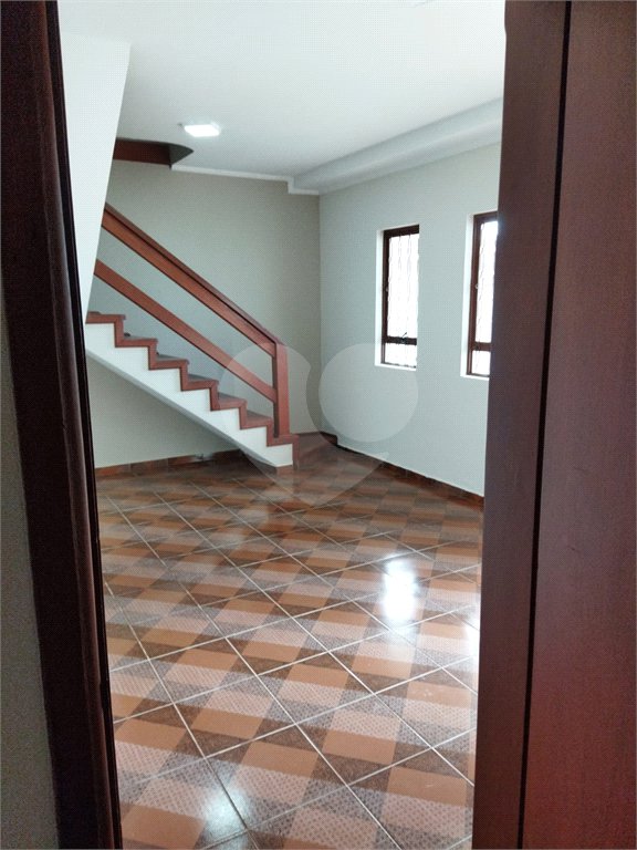 Sobrado à venda com 3 suítes em Vila Thais, Atibaia, SP