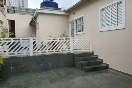 Casa à venda com 2 quartos, sendo 1 suíte, em Vila Mazzei, São Paulo, SP
