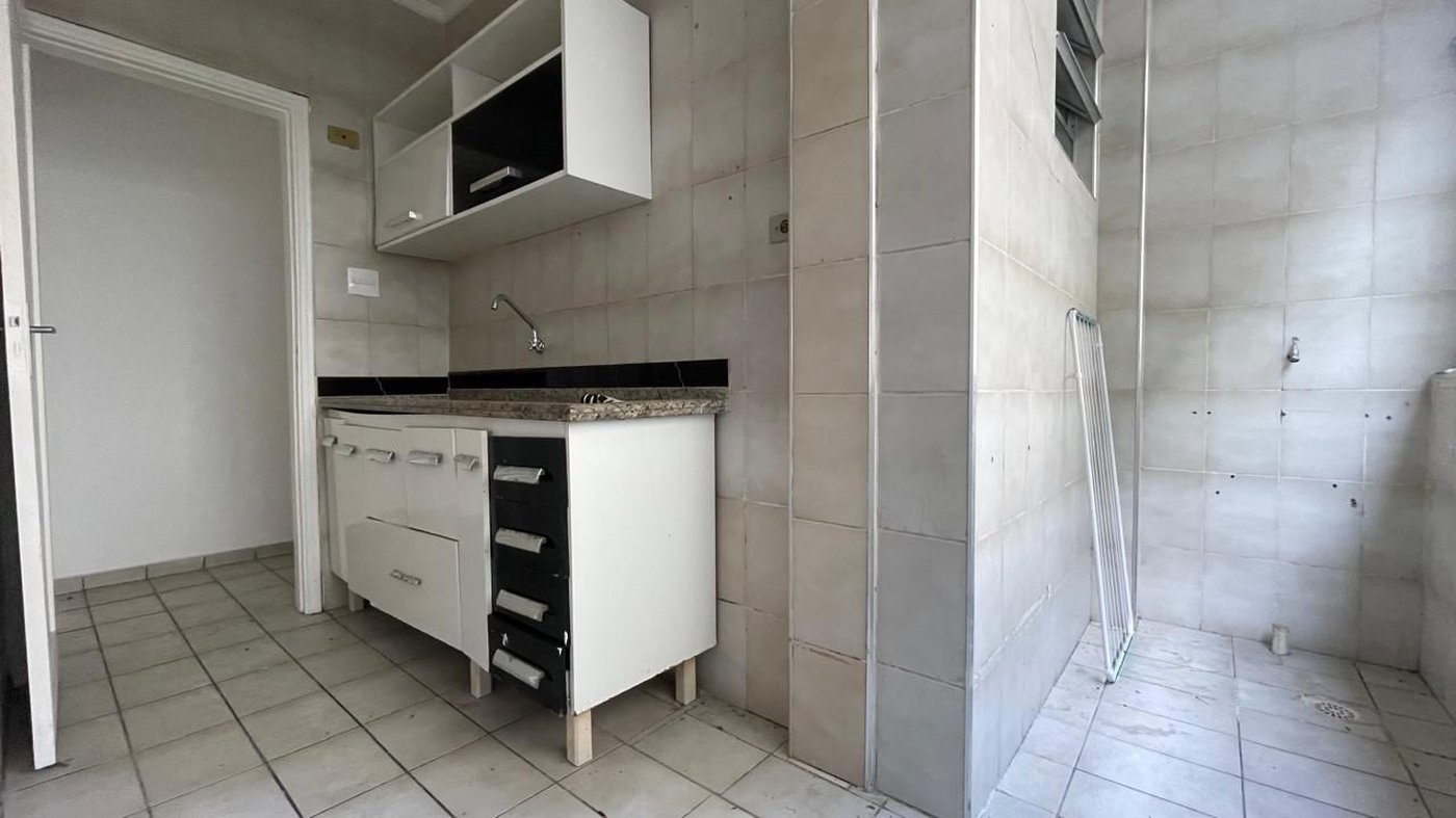 Apartamento com 2 dormitórios à venda, 73 m² por R$ 490.000,00 - Gonzaga - Santos/SP